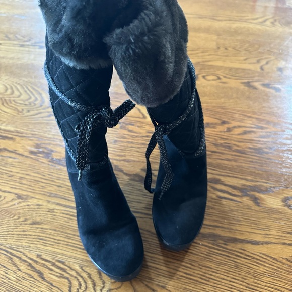 MARC JACOBS Black Quilted Suede Faux Fur Platform Wedge Tall Boots | Size 37 - Picture 7 of 8